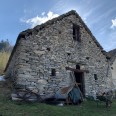 Baita Da Ristrutturare Con Terreno 