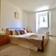 Appartamento Su Due Livelli In Casa Di Paese