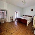 Casa Indipendente Con Corte