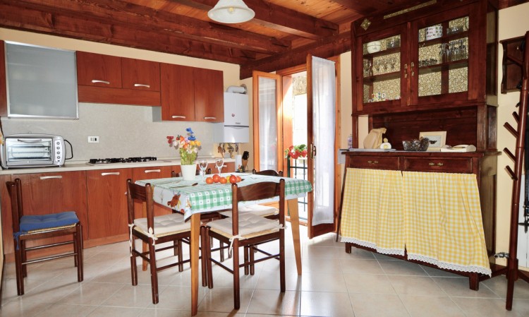 Casetta indipendente con terrazza
