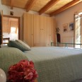 Casa Indipendente Con Terrazza E Giardino