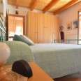 Casa Indipendente Con Terrazza E Giardino