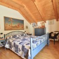 Casa Indipendente Con Terrazza E Giardino