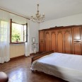 Villa Trifamigliare Con Giardino E Box Auto
