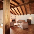 Villa Trifamigliare Con Giardino E Box Auto