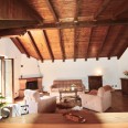Villa Trifamigliare Con Giardino E Box Auto